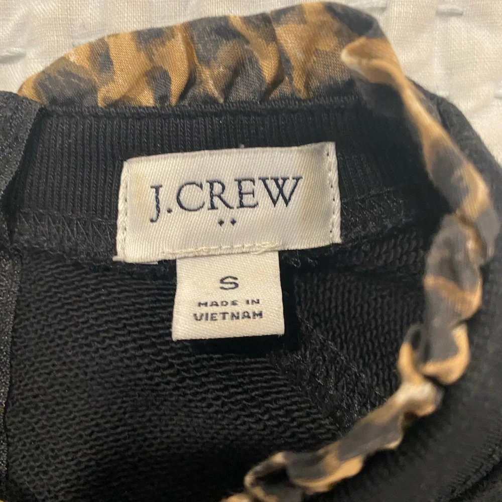 J.Crew Black sweatshirt - Picture 1 of 2